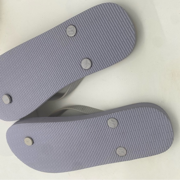 NWOT Hurley flip flops 7 - Picture 5 of 5